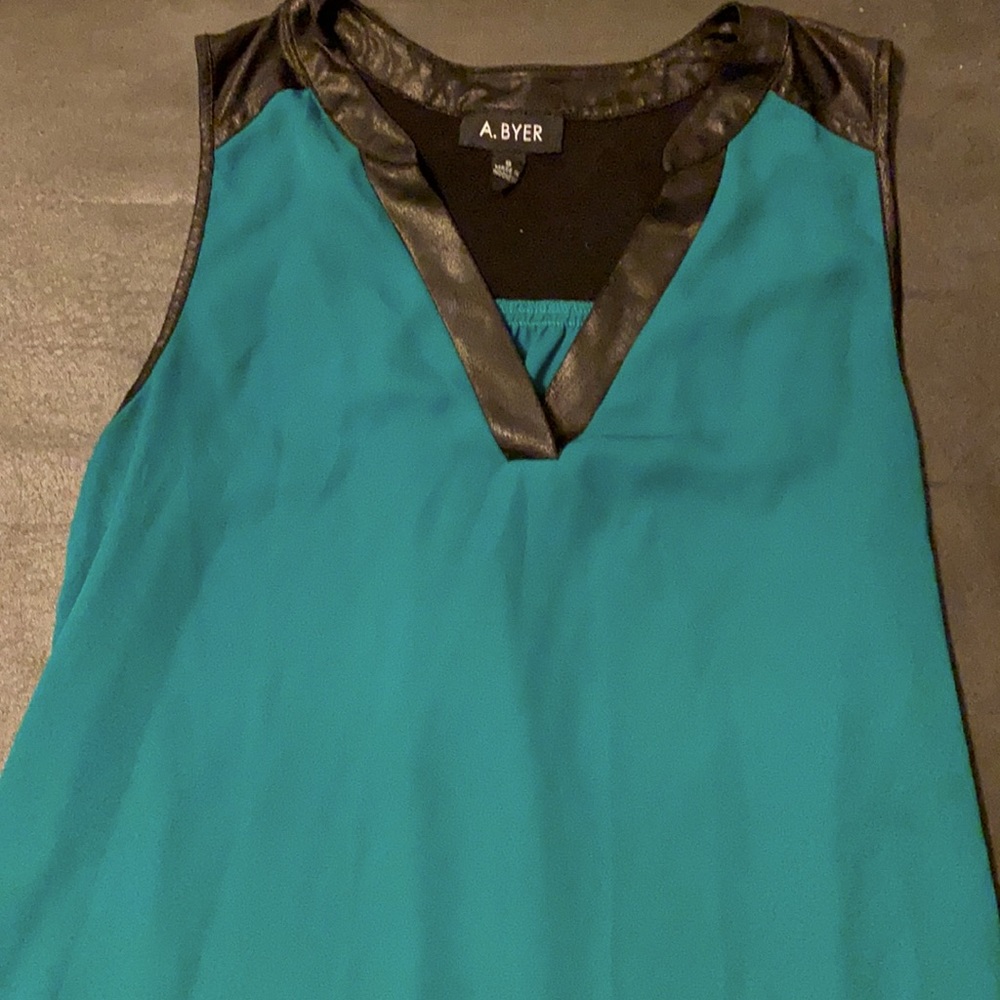 Women’s Blouse